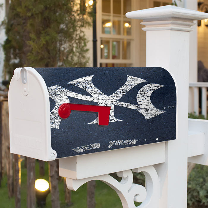 New York Yankees Emblem Magnetic Mailbox Cover 18" X 21" Outdoor Decor