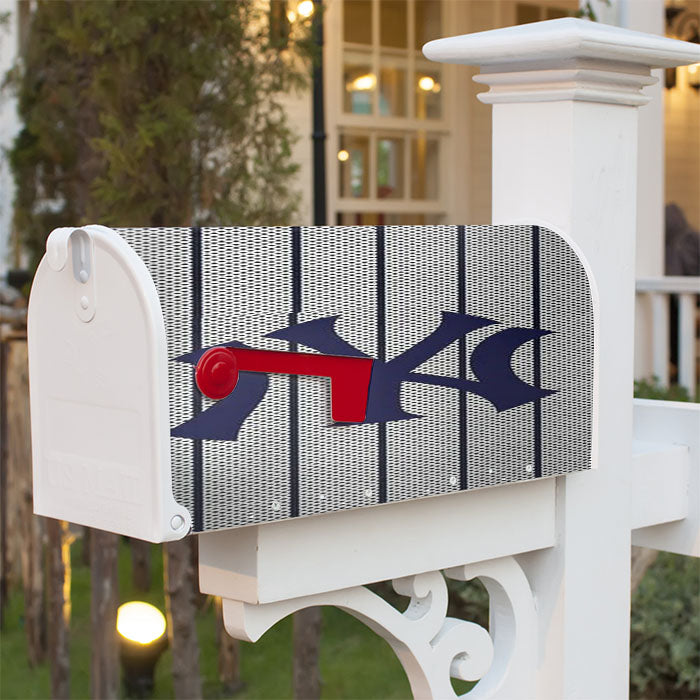 New York Yankees New Logo Magnetic Mailbox Cover 18" X 21" Outdoor Decor