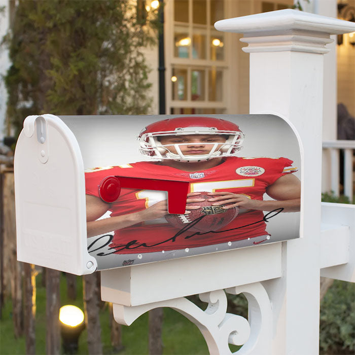 Patrick Mahomes Kansas City Chiefs Signature Magnetic Mailbox Cover 18" X 21" Outdoor Decor