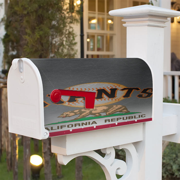 San Francisco Giants California Republic Magnetic Mailbox Cover 18" X 21" Outdoor Decor