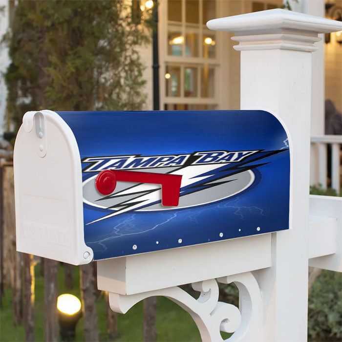 Tampa Bay Lightning Magnetic Mailbox Cover 18" X 21" Outdoor Decor