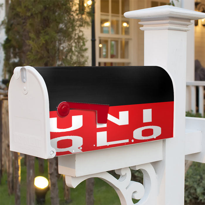 Uniqlo Magnetic Mailbox Cover 18" X 21" Outdoor Decor