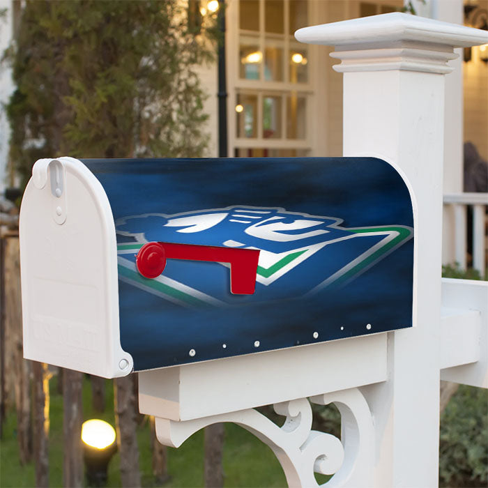 Vancouver Smoke Magnetic Mailbox Cover 18" X 21" Outdoor Decor