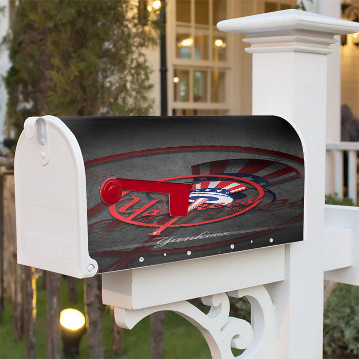 Yankees Magnetic Mailbox Cover 18" X 21" Outdoor Decor