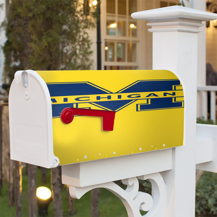 Yellow Michigan Magnetic Mailbox Cover 18" X 21" Outdoor Decor