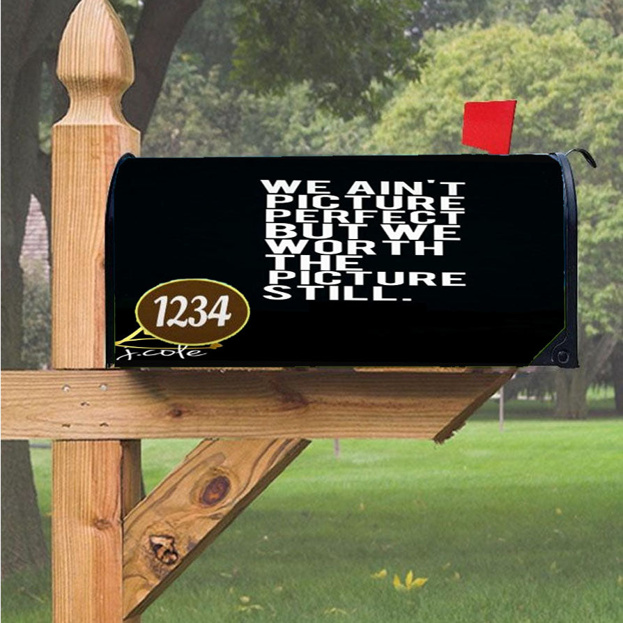 Wonder Woman Gold Logo Magnetic Mailbox Cover 18" x 21" Outdoor Decor