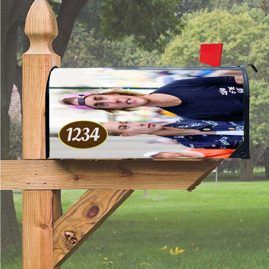 Wonder Woman Gold Logo Magnetic Mailbox Cover 18" x 21" Outdoor Decor