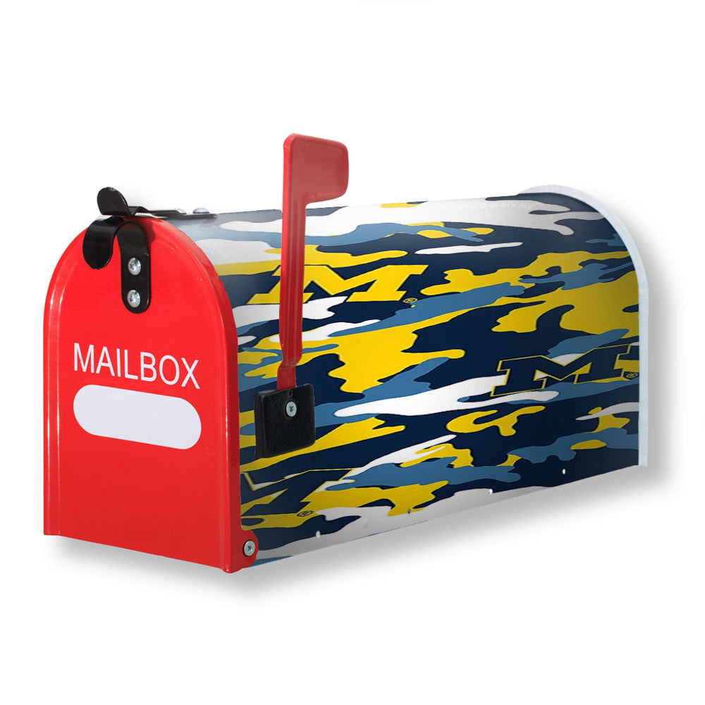 M Michigan Logo Camouflage Magnetic Mailbox Cover - 18.0" x 21.0"