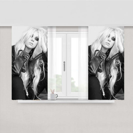 Taylor Momsen Peach Skin Window Curtains