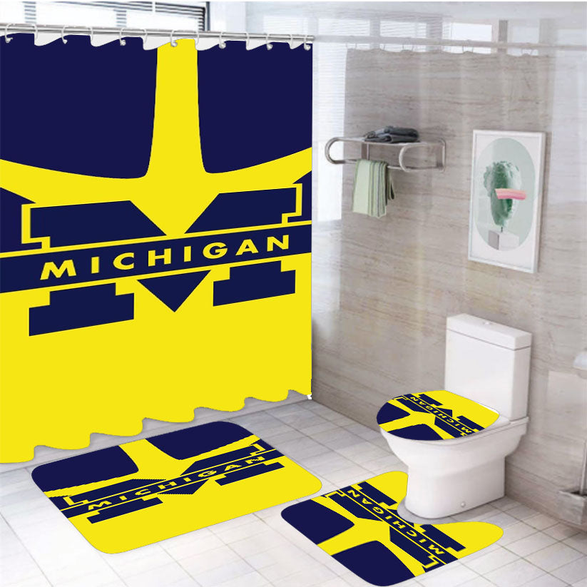 Michigan Emblem 4Pcs Bathroom Set Shower Curtain