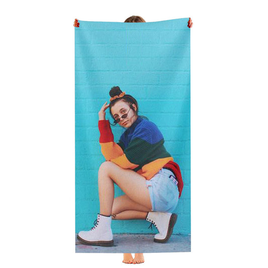 Emma Chamberlain Mliky Paint Ultra-Soft Luxury Bathroom Towels